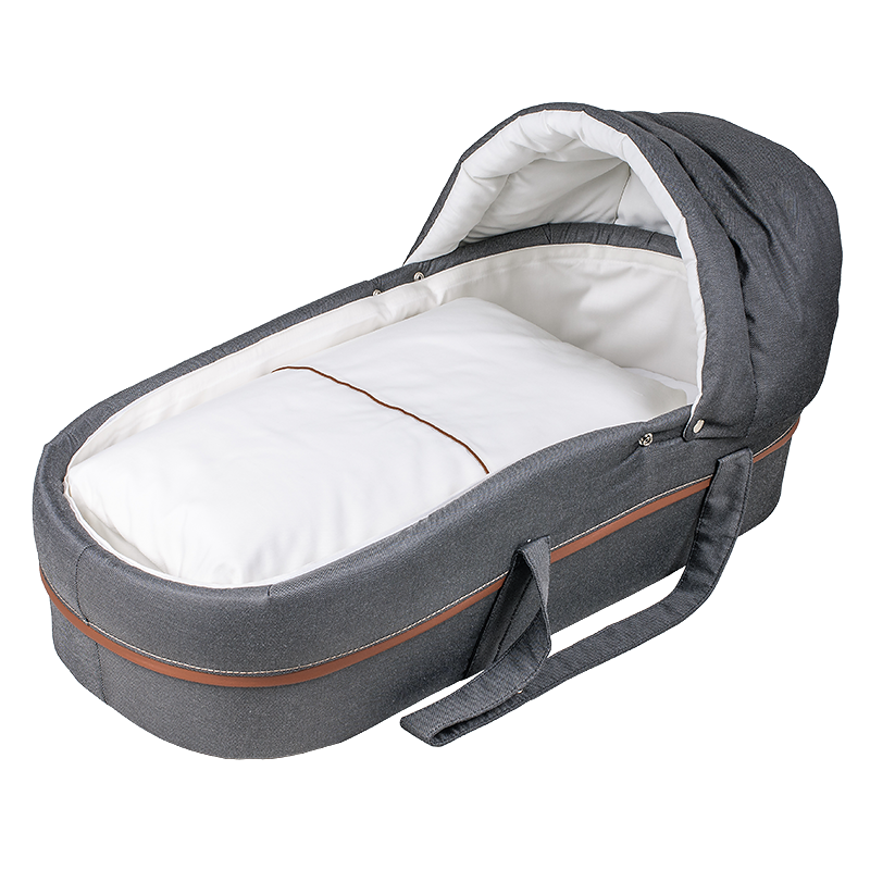 Pram with removable lightweight carrycot.